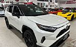 2022 RAV4 Hybrid Thumbnail 32
