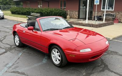 Photo of a 1990 Mazda MX-5 Miata 5-Speed Manual Convertible for sale