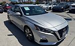 2022 Altima 2.5 SV Thumbnail 3