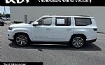 2022 Grand Wagoneer Thumbnail 4