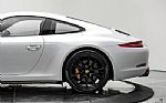 2015 911 Thumbnail 8
