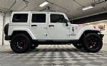 2016 Wrangler Thumbnail 17