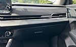 2023 Outlander PHEV Thumbnail 31