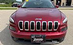 2016 Cherokee Thumbnail 2