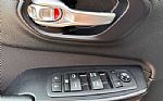 2016 Cherokee Thumbnail 14