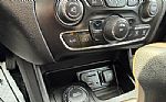2016 Cherokee Thumbnail 29