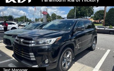 Photo of a 2017 Toyota Highlander Limited Platinum for sale
