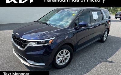 Photo of a 2024 Kia Carnival LX for sale