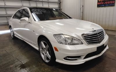 Photo of a 2010 Mercedes-Benz S-Class S 550 for sale