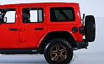 2020 Wrangler Unlimited Thumbnail 16