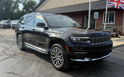 Photo of a 2021 Jeep Grand Cherokee L Summit Reserve 4X4 SUV for sale