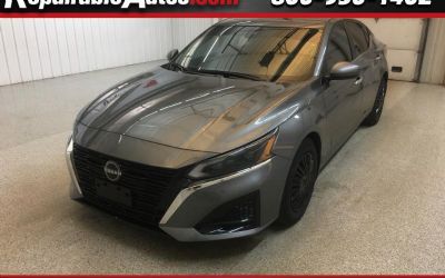 Photo of a 2023 Nissan Altima S Repairable Hail Damage for sale