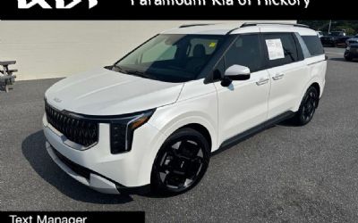 Photo of a 2025 Kia Carnival EX for sale