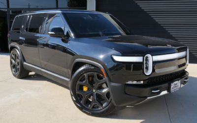 Photo of a 2023 Rivian R1S Adventure Quad-Motor Large Pack for sale