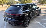 2023 Macan Thumbnail 4