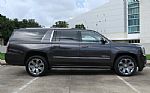 2016 Yukon XL Thumbnail 9