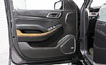 2016 Yukon XL Thumbnail 16