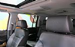 2016 Yukon XL Thumbnail 19
