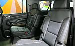 2016 Yukon XL Thumbnail 32