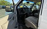 2019 Express 2500 Thumbnail 9