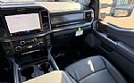 2027 Super Duty F-250 SRW Thumbnail 28