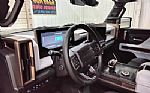 2025 Hummer EV Thumbnail 12