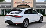 2021 Macan Thumbnail 4