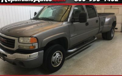 Photo of a 2007 GMC Sierra Classic 3500 SLT Crew Cab 4WD Repairable Theft Damage for sale