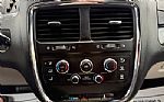 2020 Grand Caravan Thumbnail 29