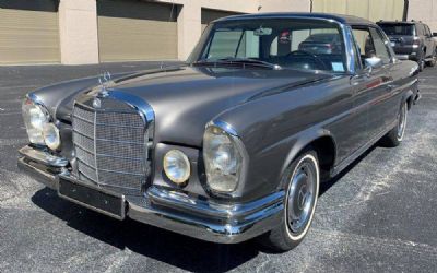 1969 Mercedes-Benz 280SE Coupe