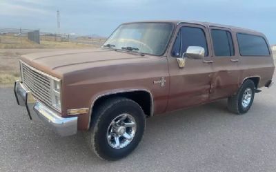 Photo of a 1987 Chevrolet Suburban 4X2 for sale