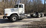 2000 Freightliner FLD120