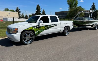 Photo of a 2006 GMC Sierra 1500 Denali for sale