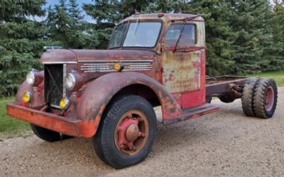 Photo of a 1948 Diamond T Model 404 5 Window Truck for sale