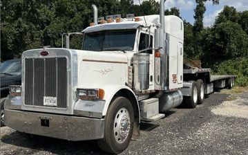 Photo of a 2007 Peterbilt 379 Semi-Tractor for sale