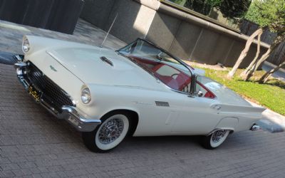 1957 Ford Thunderbird 