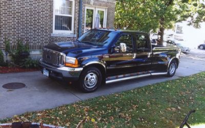 Photo of a 2001 Ford F-350 Crew Cab Lariat Dually Pickup for sale