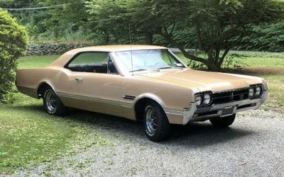 Photo of a 1966 Oldsmobile Cutlass 442 Coupe for sale