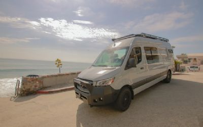 Photo of a 2021 Mercedes-Benz Sprinter 2500 for sale