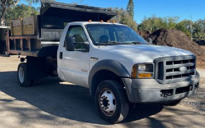 Photo of a 2005 Ford F550 Dump Truck for sale
