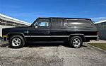 1983 Suburban C10 Thumbnail 4