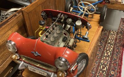 Photo of a 1950 German VVR Driver's-Ed Breakaway Instructional Model Not Running for sale