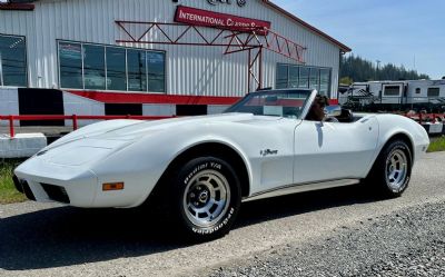 Photo of a 1975 Chevrolet Corvette Roaster With Both Top 1975 Chevrolet Corvette Roaster With Both Tops for sale
