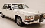 1989 Fleetwood Brougham Thumbnail 6