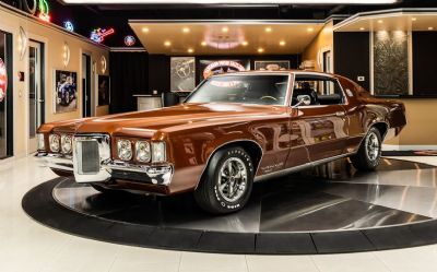 Photo of a 1969 Pontiac Grand Prix for sale