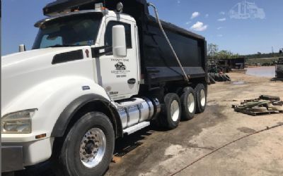 Photo of a 2018 Kenworth T880 Dump Truck for sale