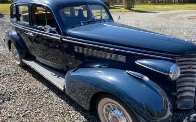 Photo of a 1937 Buick Special Sedan Custom With 350 V8 for sale