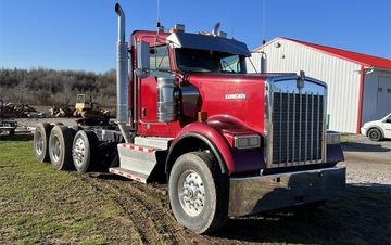 Photo of a 2017 Kenworth W900 Semi-Tractor for sale