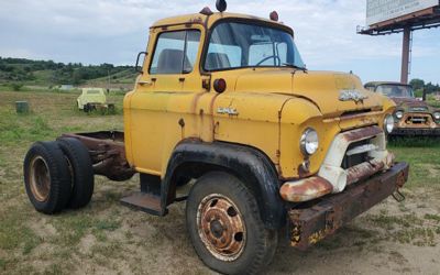 Photo of a 1957 GMC Model 370 COE Low Cab Forward Truck for sale