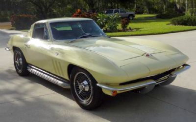 Photo of a 1965 Chevrolet Corvette Stingray Sport Coupe for sale